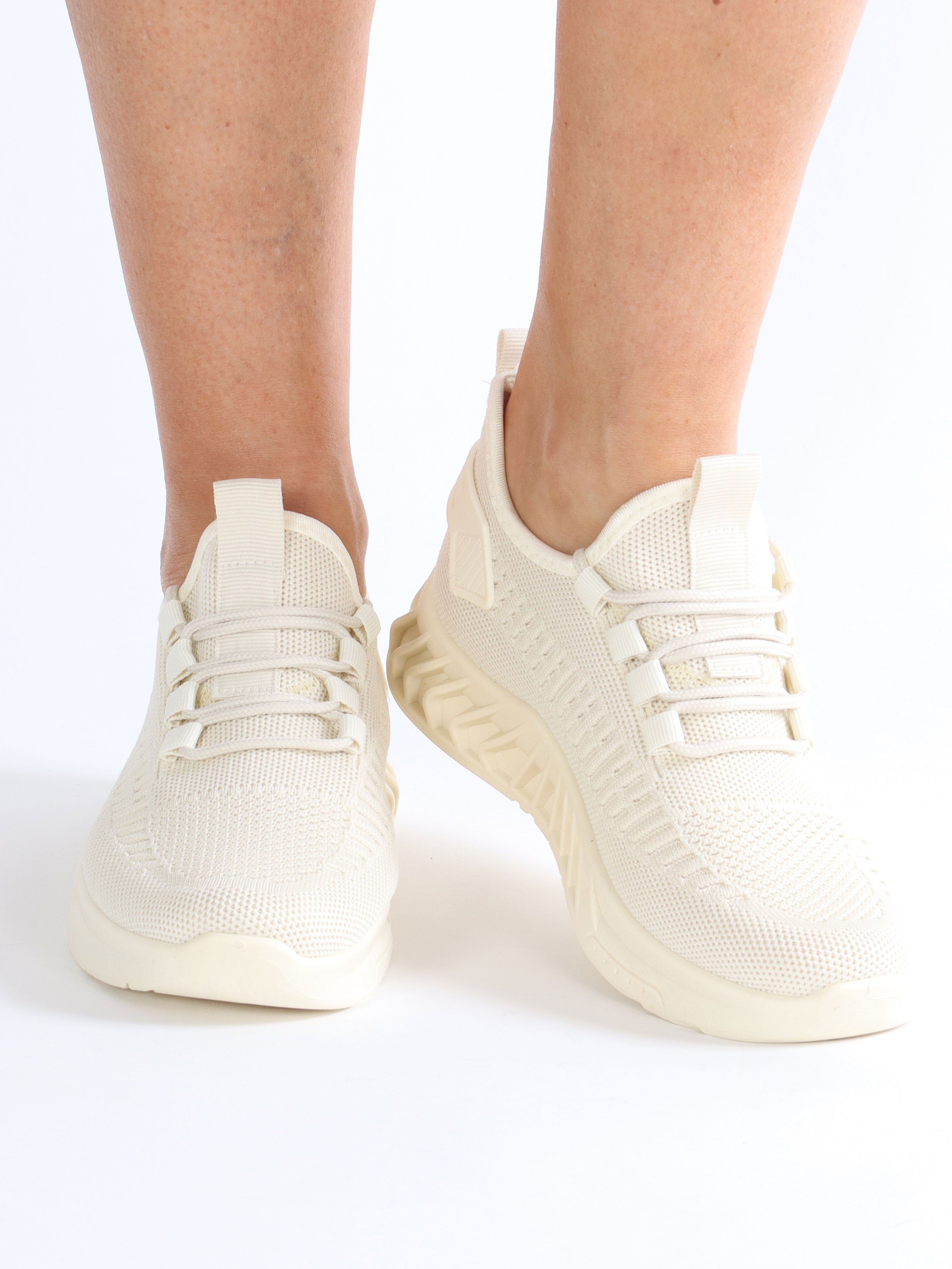 Dinah - Lette sokkesneakers med gummisål